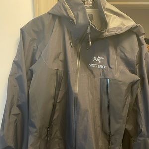Men’s Arcteryx Rain Jacket